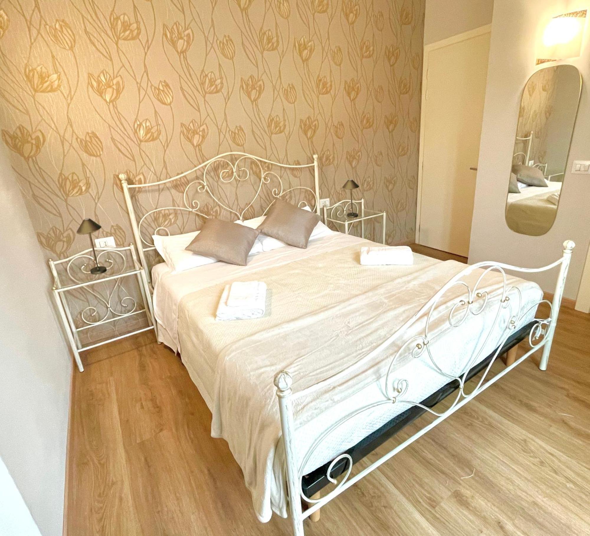 Domus 44 Guest house